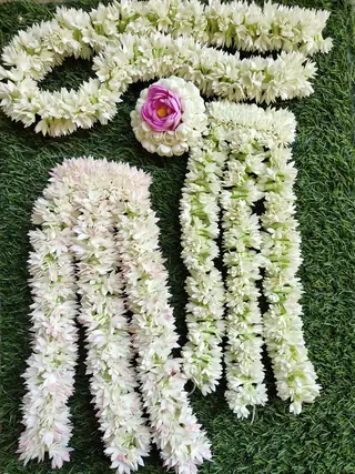 Foam flowers