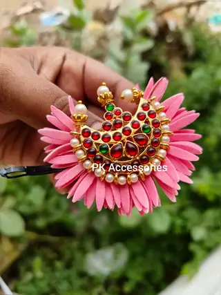 Pink oosimalli kemp clip